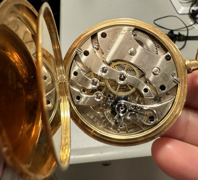 Inner workings of pocket watch